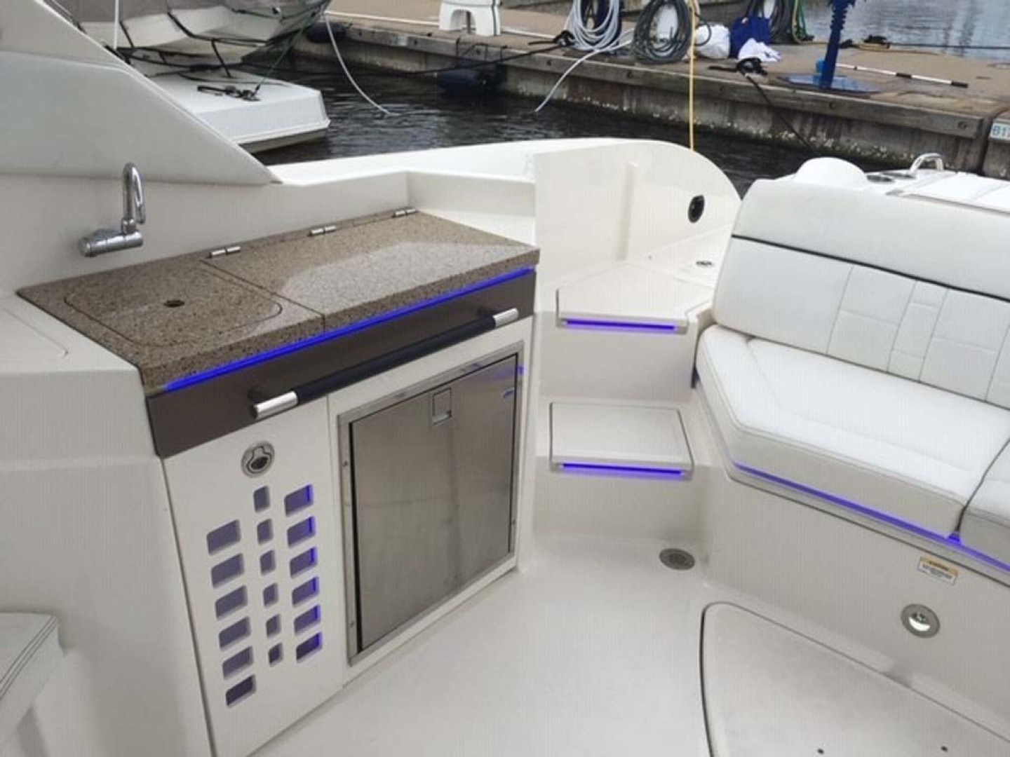 Sea Ray-350 SLX 2015 -Mount Pleasant-South Carolina-United States-Cockpit Wet Bar Entertainment Center-1414804 | Thumbnail