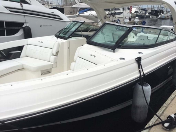 Sea Ray-350 SLX 2015 -Mount Pleasant-South Carolina-United States-Port Side Foredeck View-1414771