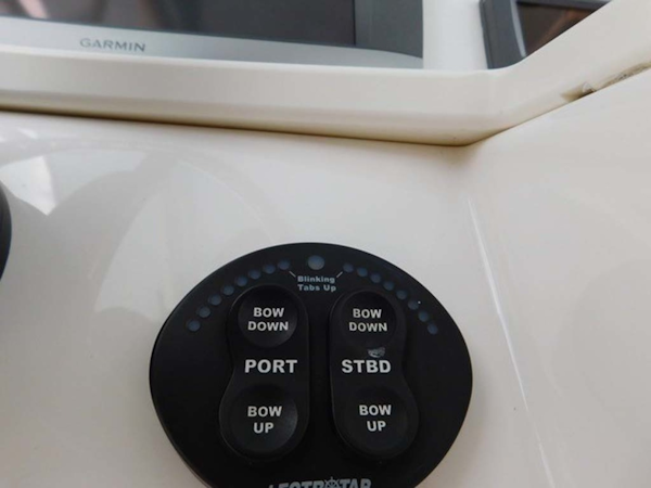 Everglades-325 CC 2012-Island Time Stuart-Florida-United States-Electric Trim Tabs-1414782