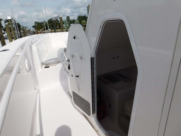 Everglades-325 CC 2012-Island Time Stuart-Florida-United States-Console Entrance-1414763