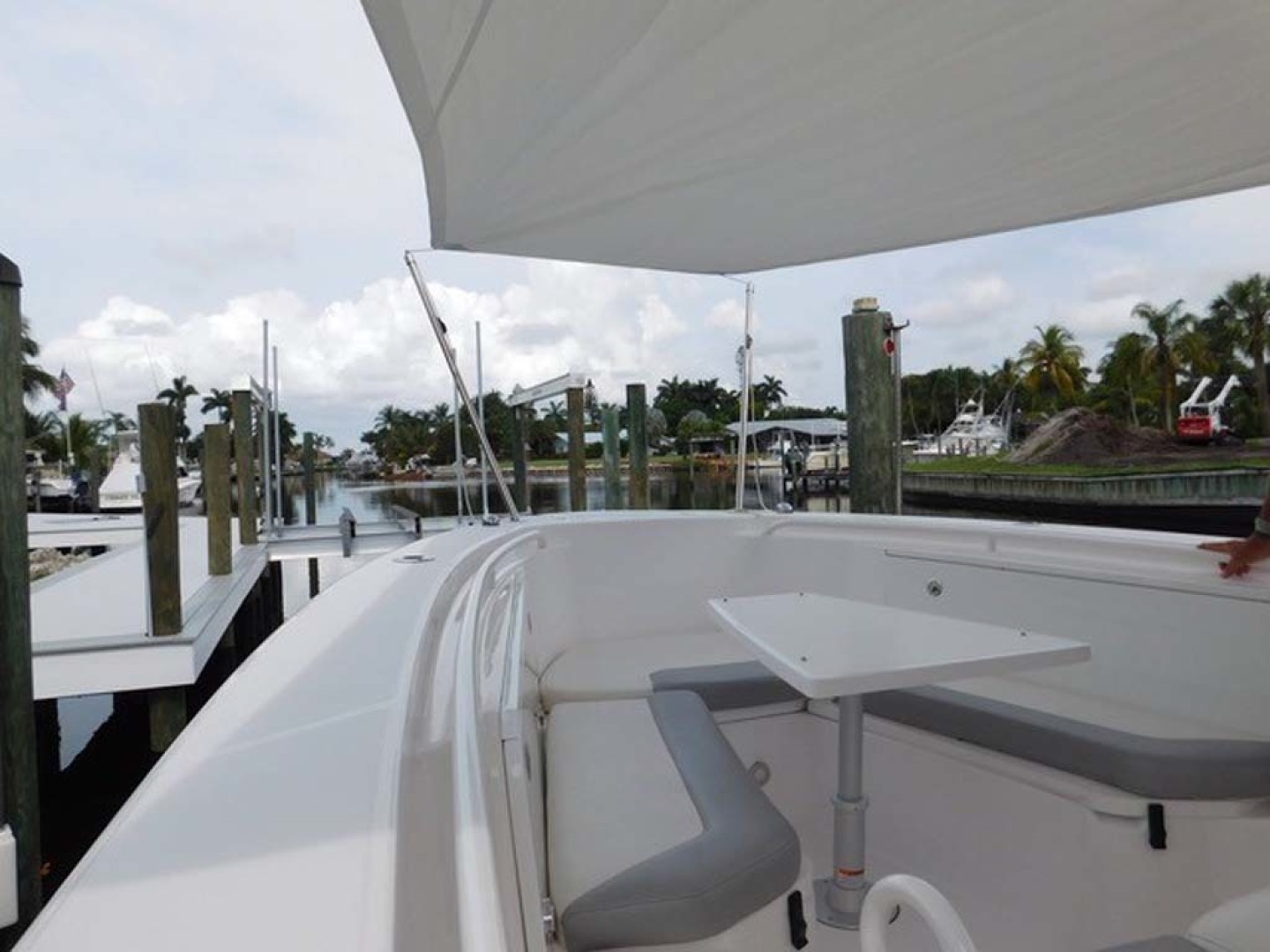 Everglades-325 CC 2012-Island Time Stuart-Florida-United States-Forward Sunshade Up-1414750 | Thumbnail