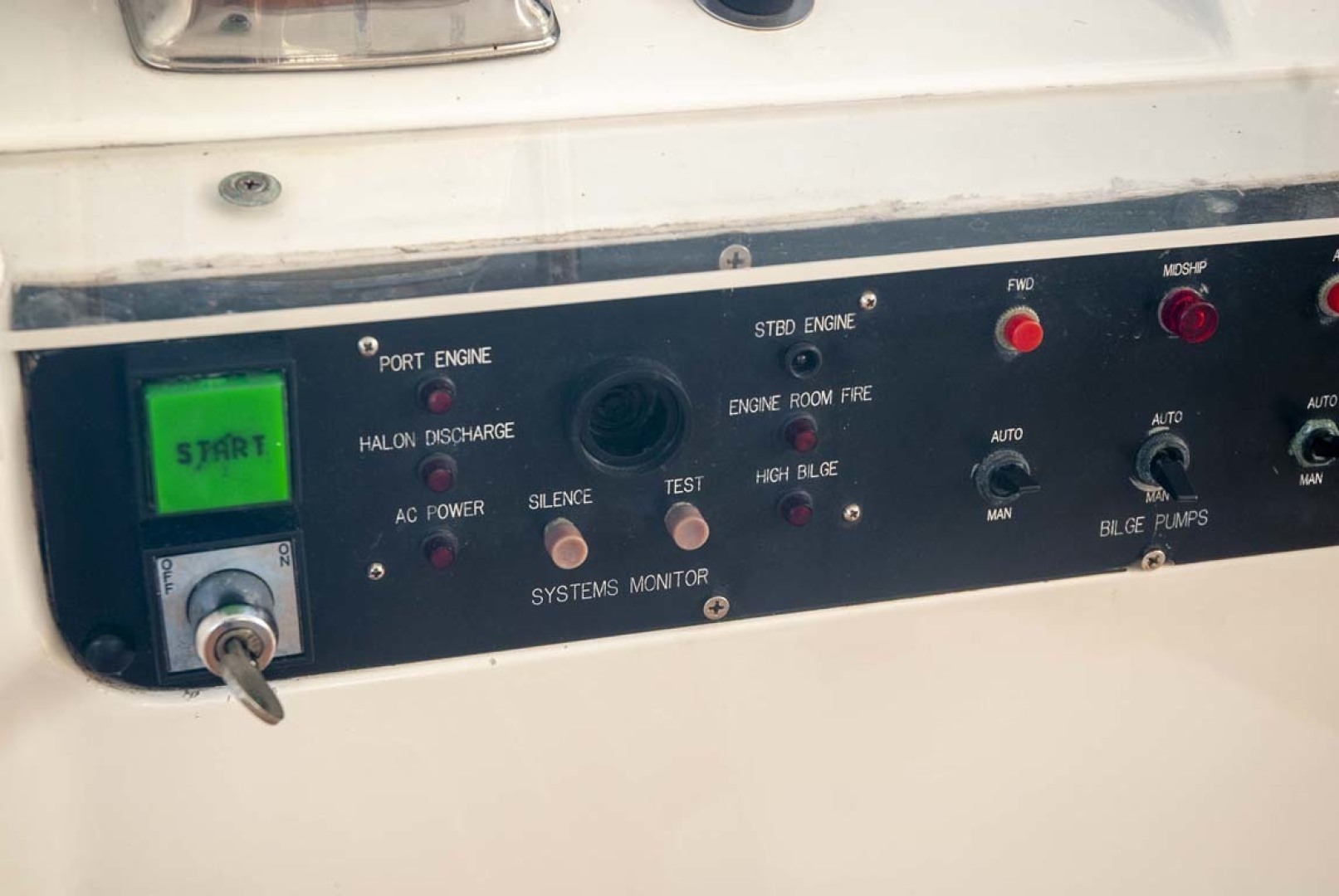 Hatteras-52 Cockpit Motor Yacht 1994-Believe It Mount Pleasant-South Carolina-United States-1415516 | Thumbnail