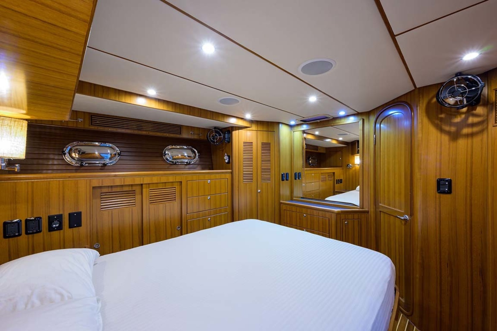 Nordhavn-47 2005-Fusion North Palm Beach-Florida-United States-Owners Stateroom-1424007 | Thumbnail