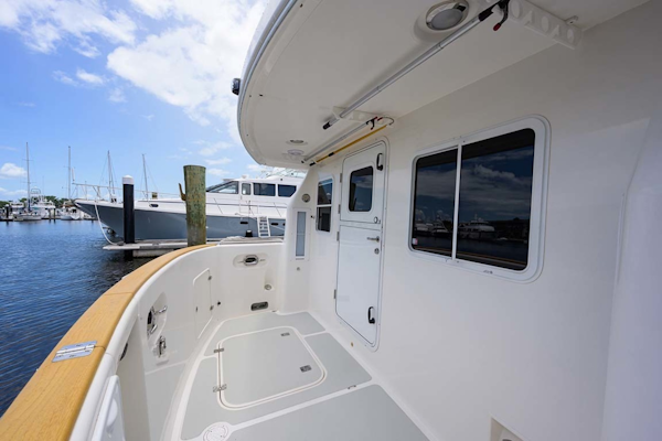 Nordhavn-47 2005-Fusion North Palm Beach-Florida-United States-Port Side Pilothouse Entry-1424025