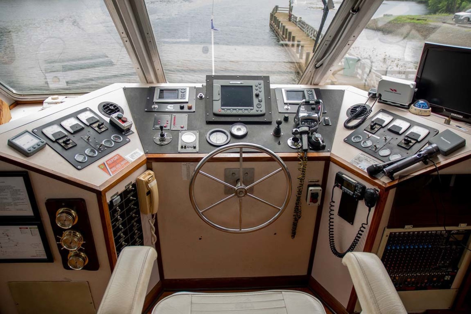 Custom-Freeport 150 Passenger 1993-Island Time Bucksport-South Carolina-United States-1427967 | Thumbnail