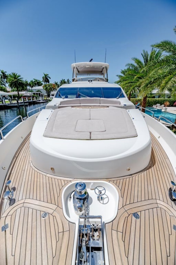 Sunseeker-Motor Yacht 2014-Full Circle Fort Lauderdale-Florida-United States-3 Foredeck Looking Aft-1430520