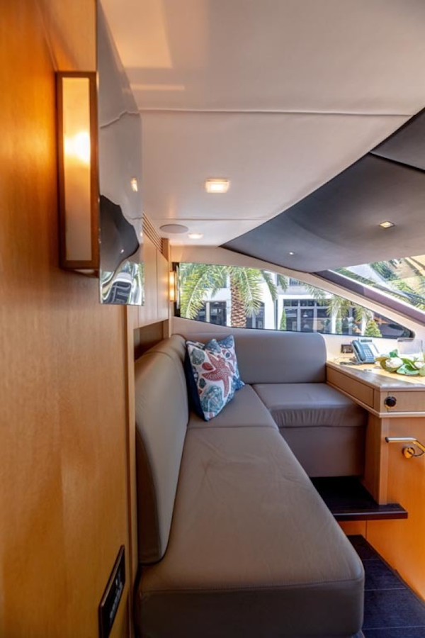 Sunseeker-Motor Yacht 2014-Full Circle Fort Lauderdale-Florida-United States-13 Lower Helm Companion Seating-1430530