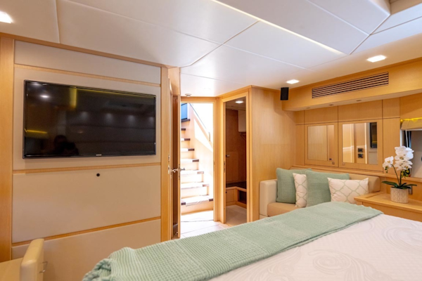 Sunseeker-Motor Yacht 2014-Full Circle Fort Lauderdale-Florida-United States-20 VIP Guest Cabin To Aft-1430537