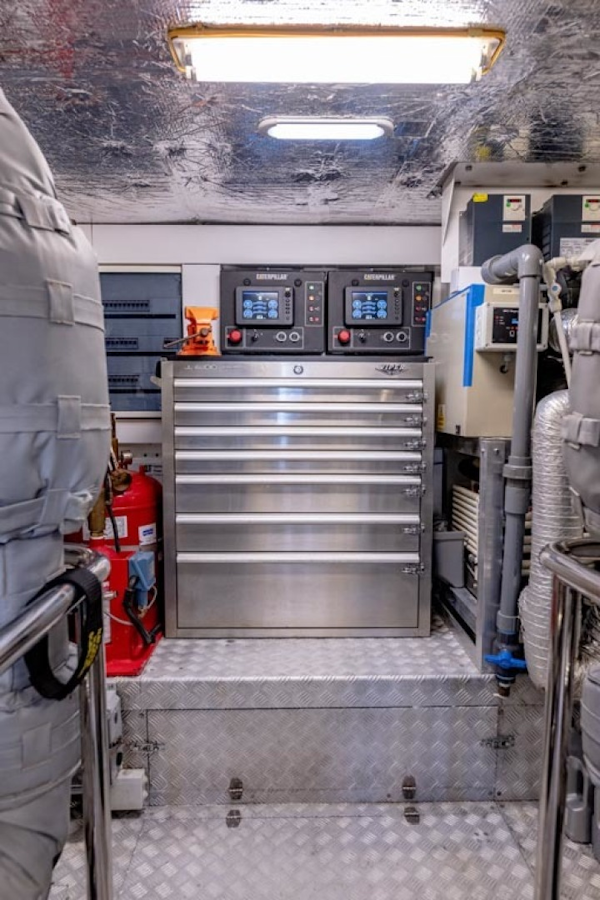 Sunseeker-Motor Yacht 2014-Full Circle Fort Lauderdale-Florida-United States-46 Engine Room Tool Cabinet-1430557