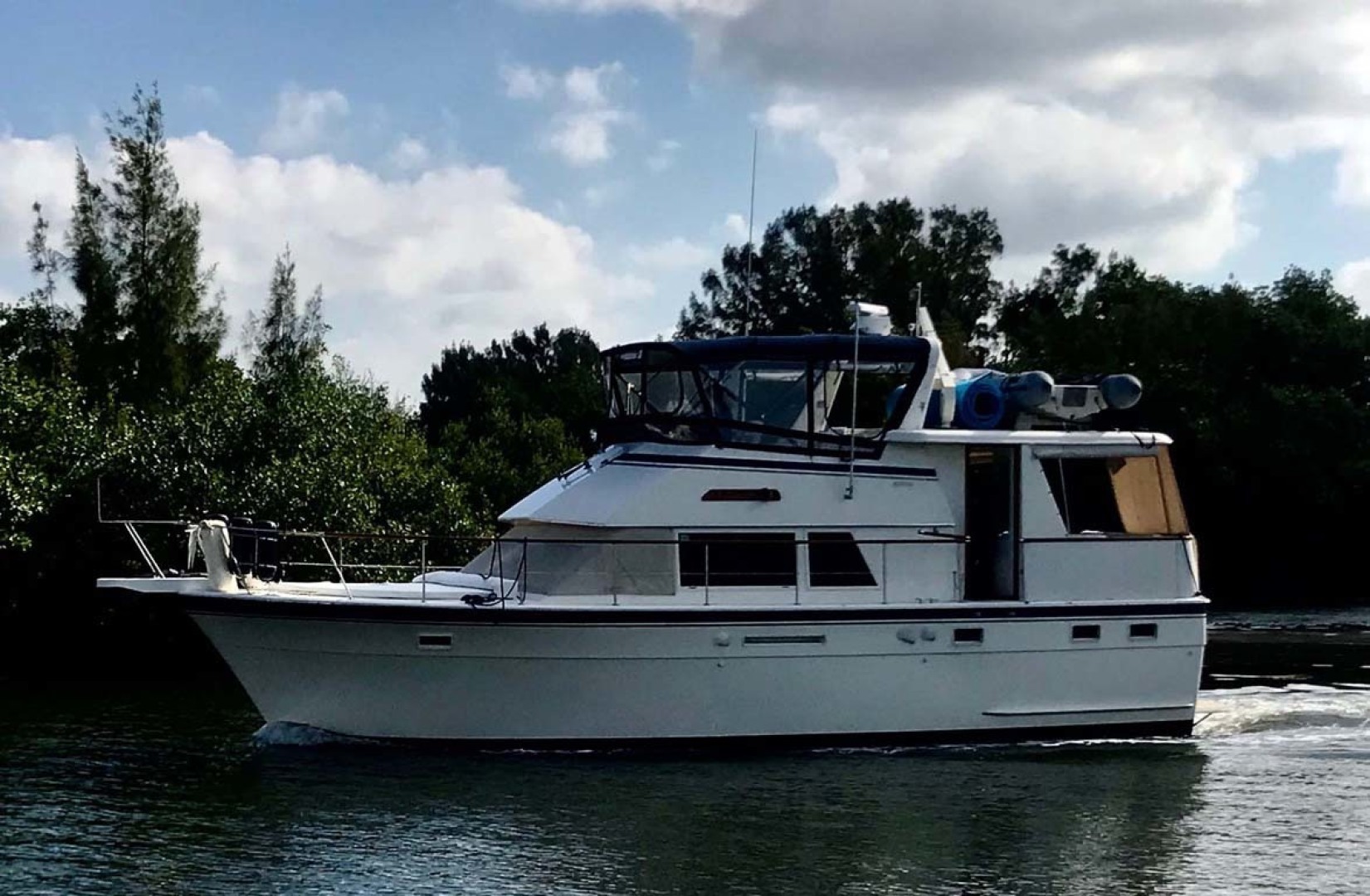 Hatteras-Motor Yacht 1986-Seaview Miami-Florida-United States-Port View-1432718 | Thumbnail