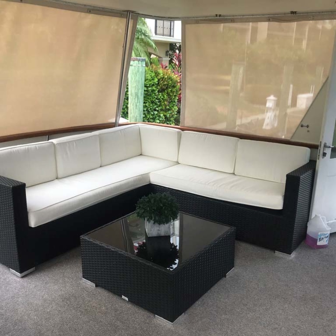 Hatteras-Motor Yacht 1986-Seaview Miami-Florida-United States-Aft Deck Settee-1432722 | Thumbnail