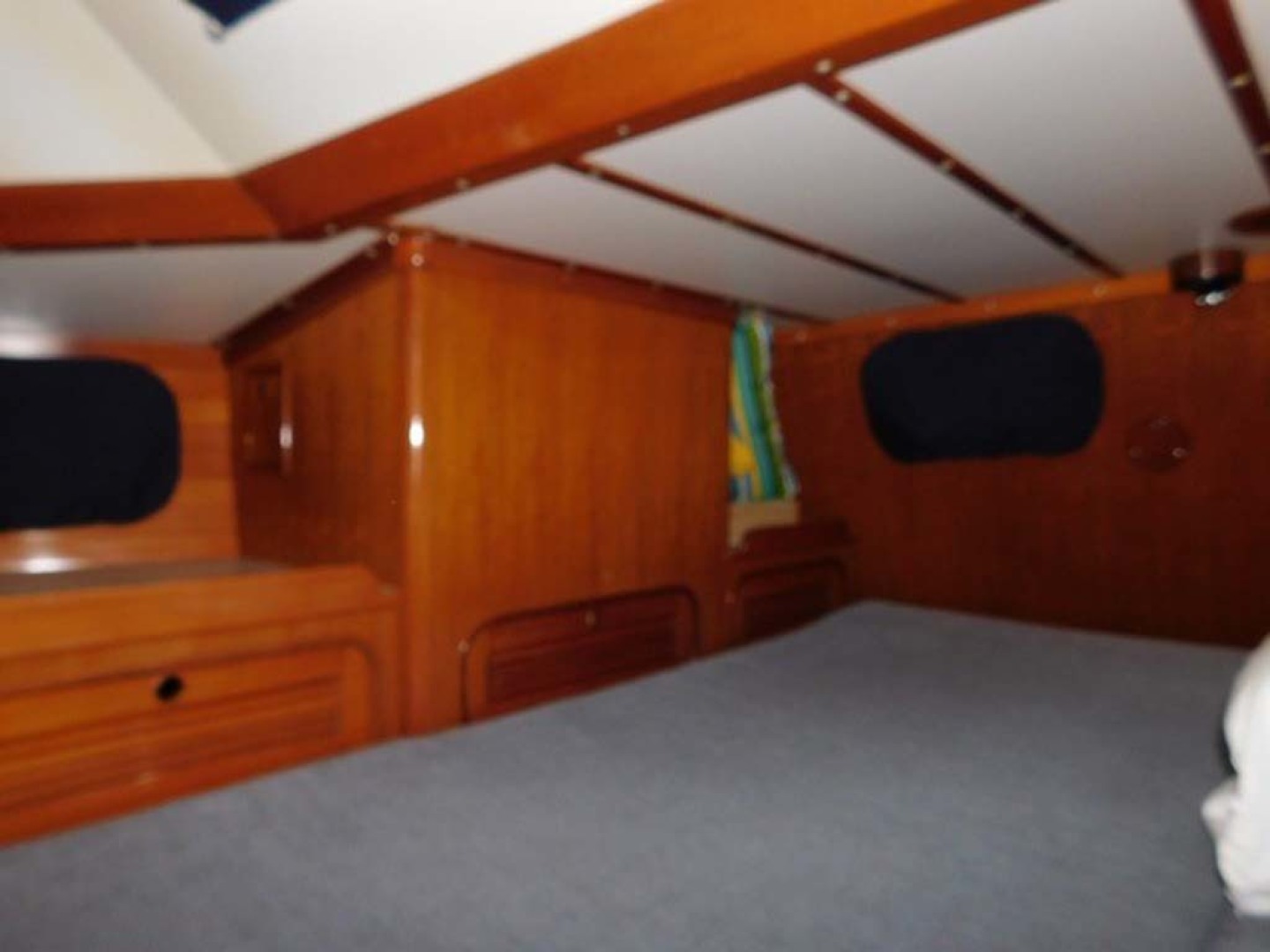 Ta Shing-Norseman 447CC 1986-Resolute Cape Canaveral-Florida-United States-Aft Cabin 1-1432755 | Thumbnail