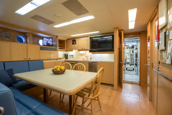 Feadship-Tri-Deck 1992-NEVER ENOUGH Nassau-Bahamas-Crew Quarters-1434206