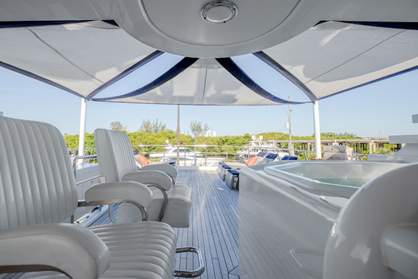 Feadship-Tri-Deck 1992-NEVER ENOUGH Nassau-Bahamas-Flybridge Bar-1434194