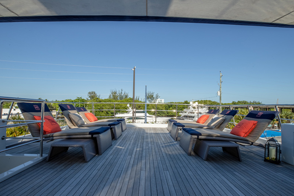 Feadship-Tri-Deck 1992-NEVER ENOUGH Nassau-Bahamas-Sundeck-1434190