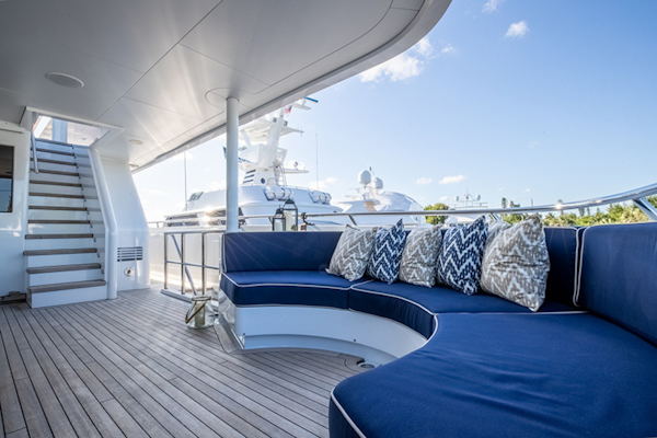 Feadship-Tri-Deck 1992-NEVER ENOUGH Nassau-Bahamas-Bridge Deck Seating-1434199