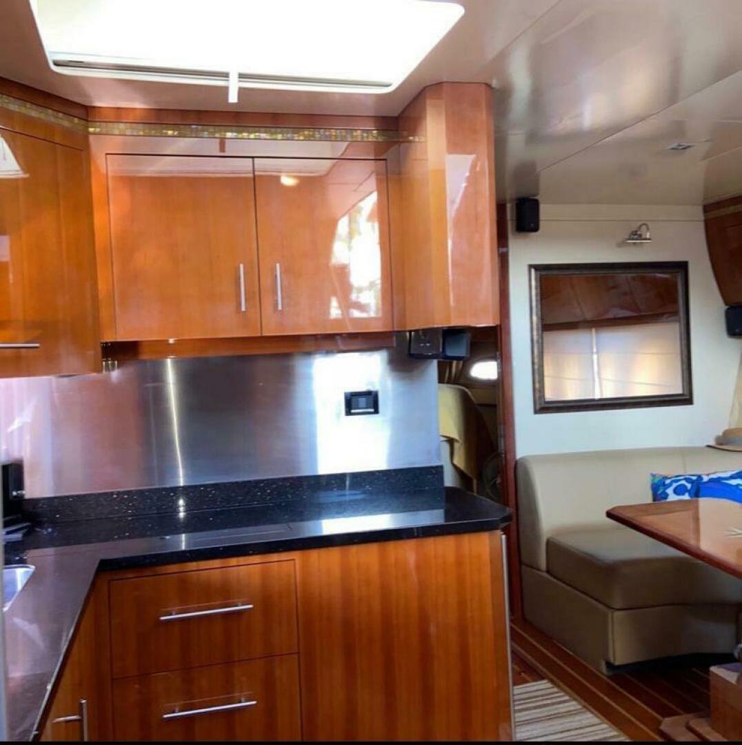 Regal-5260 2009 -Trinidad-Trinidad and Tobago-5422823 | Thumbnail