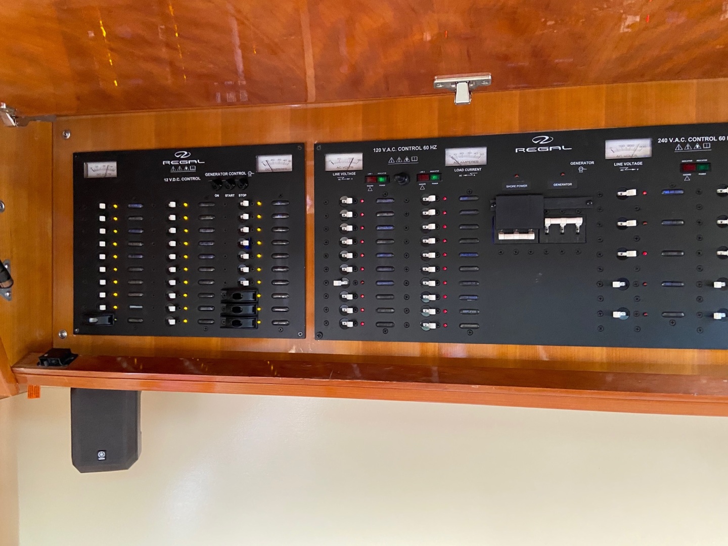 Regal-5260 2009 -Trinidad-Trinidad and Tobago-1457512 | Thumbnail