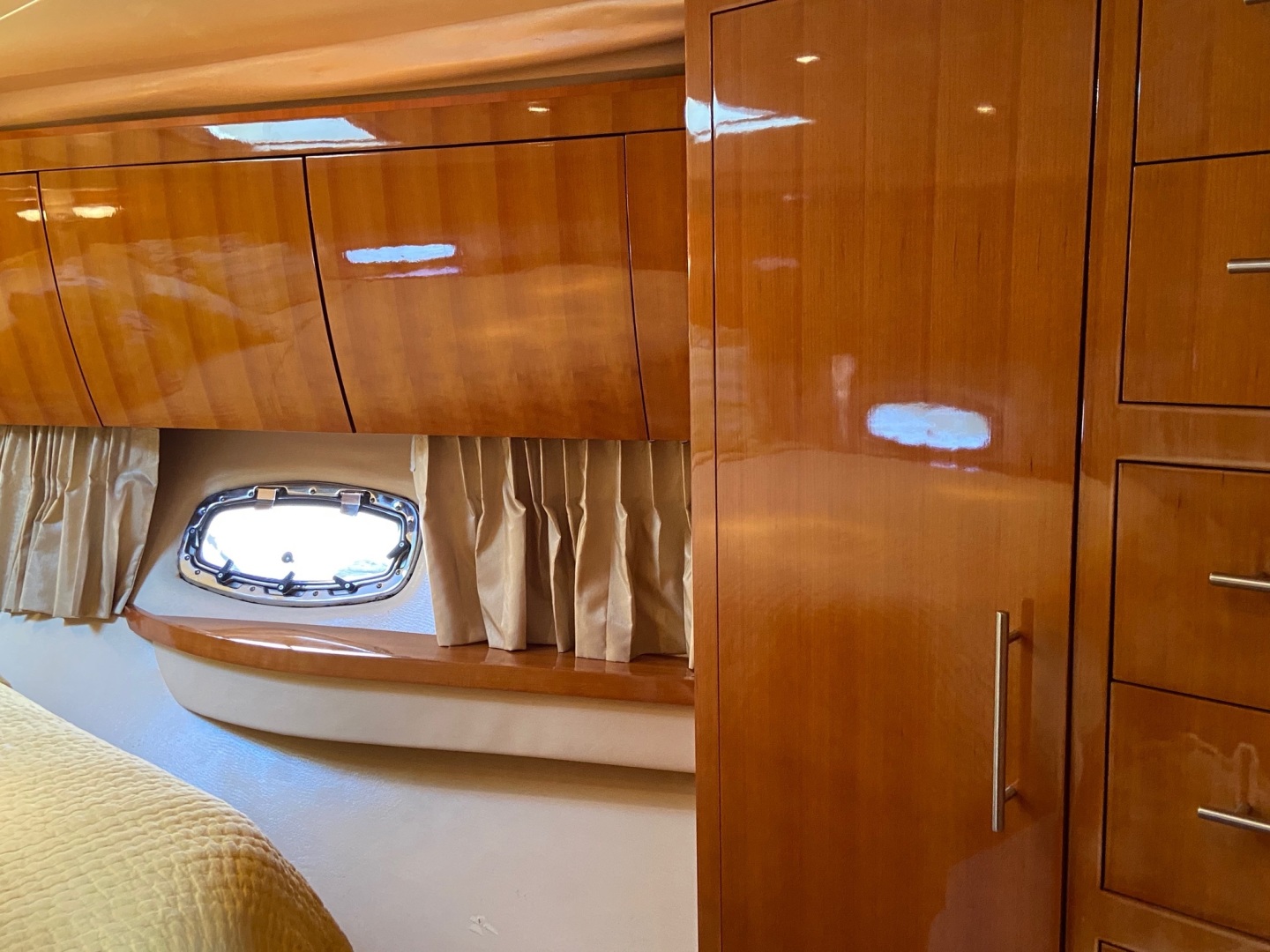 Regal-5260 2009 -Trinidad-Trinidad and Tobago-1457522 | Thumbnail