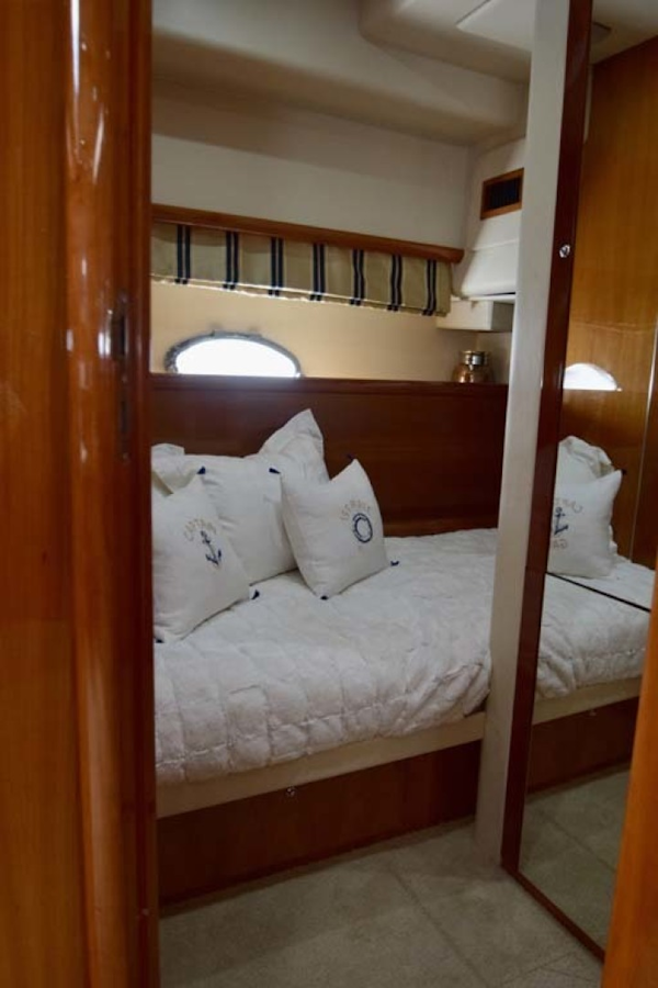 Sunseeker-Predator 2003-Low Profile PALM BEACH-Florida-United States-Single Twin Cabin With Locker-1576360