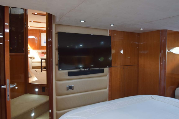 Sunseeker-Predator 2003-Low Profile PALM BEACH-Florida-United States-Master Stateroom View To Flat Screen TV-1576347