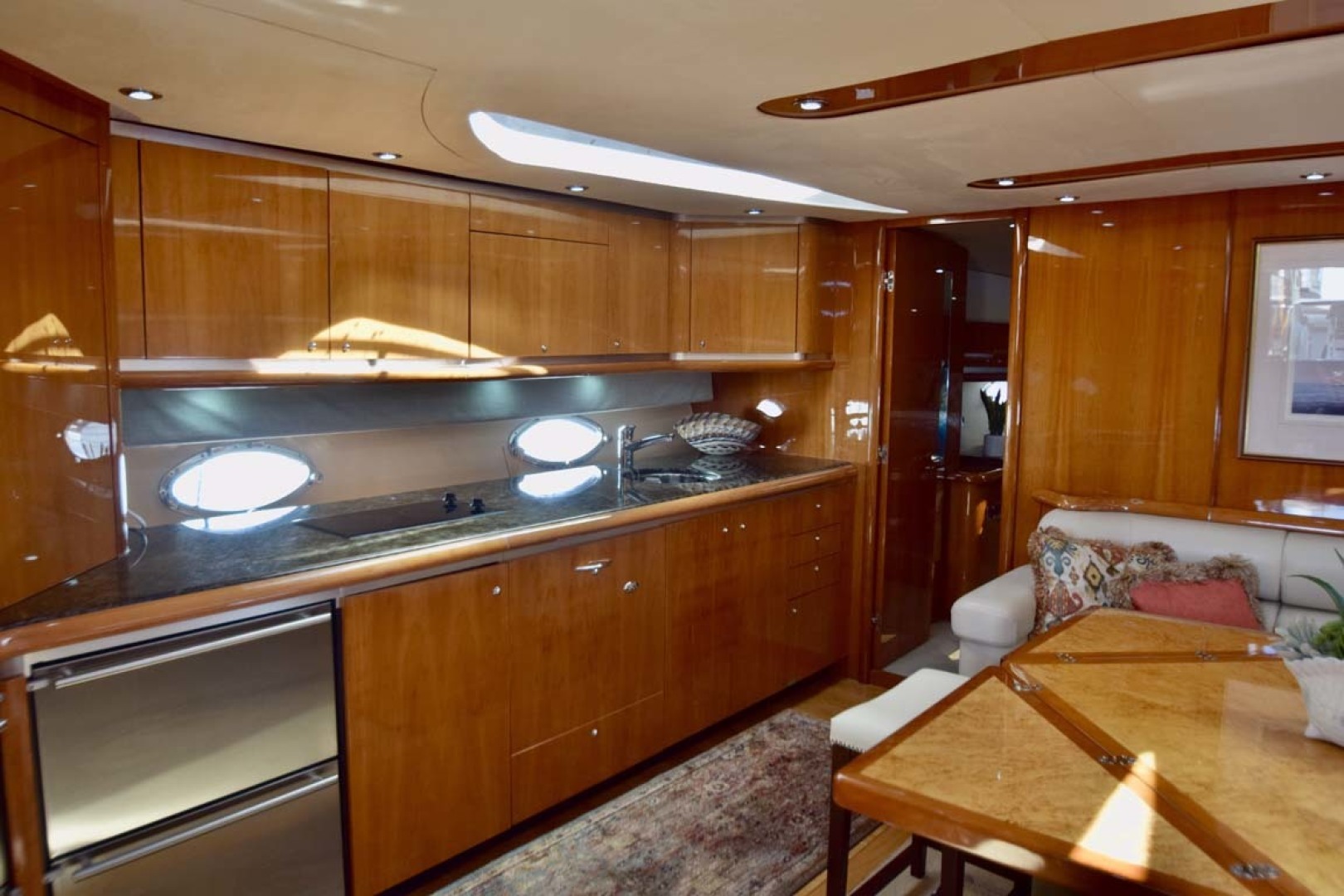 Sunseeker-Predator 2003-Low Profile PALM BEACH-Florida-United States-Galley View From PORT Salon-1576337 | Thumbnail