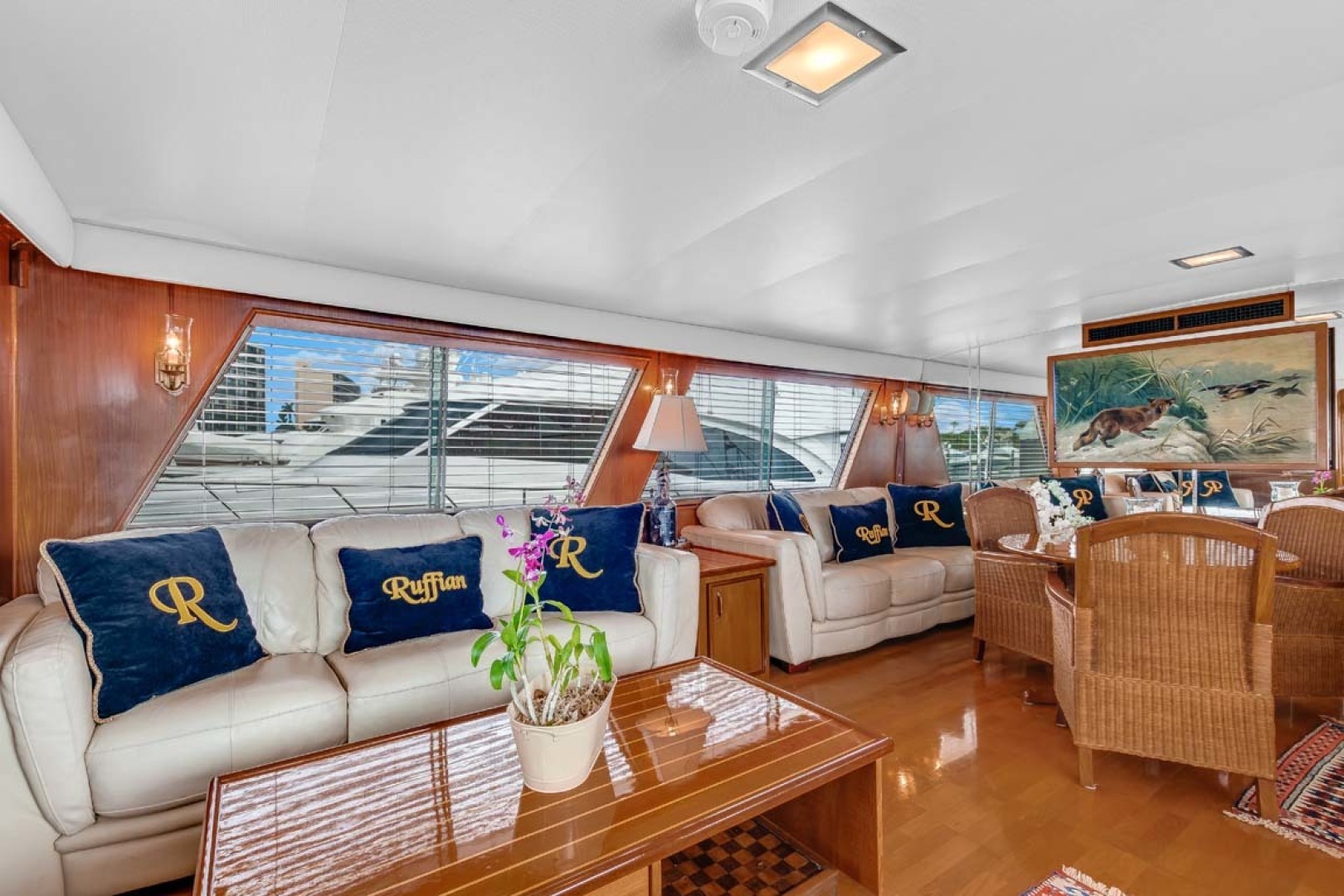 Hatteras-Motor Yacht 1985-Ruffian North Palm Beach-Florida-United States-Salon Settee-1463625 | Thumbnail
