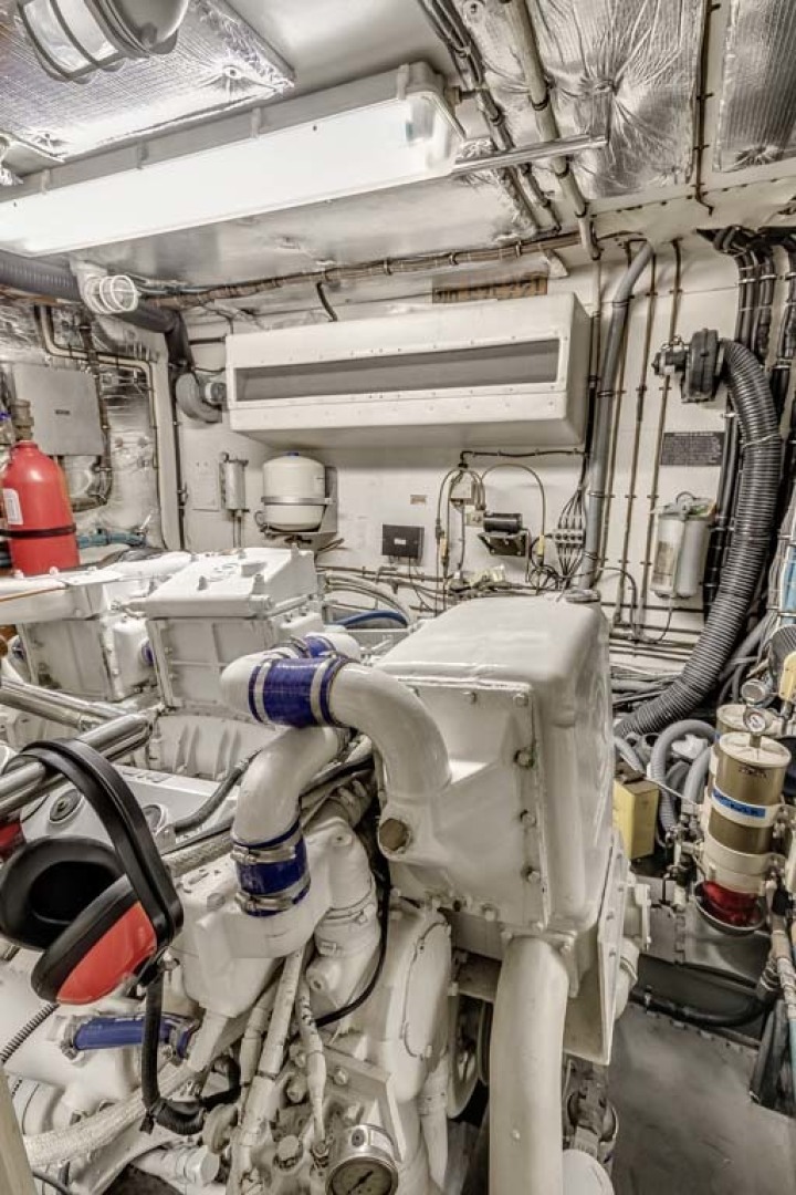 Hatteras-Motor Yacht 1985-Ruffian North Palm Beach-Florida-United States-ER-1463671 | Thumbnail
