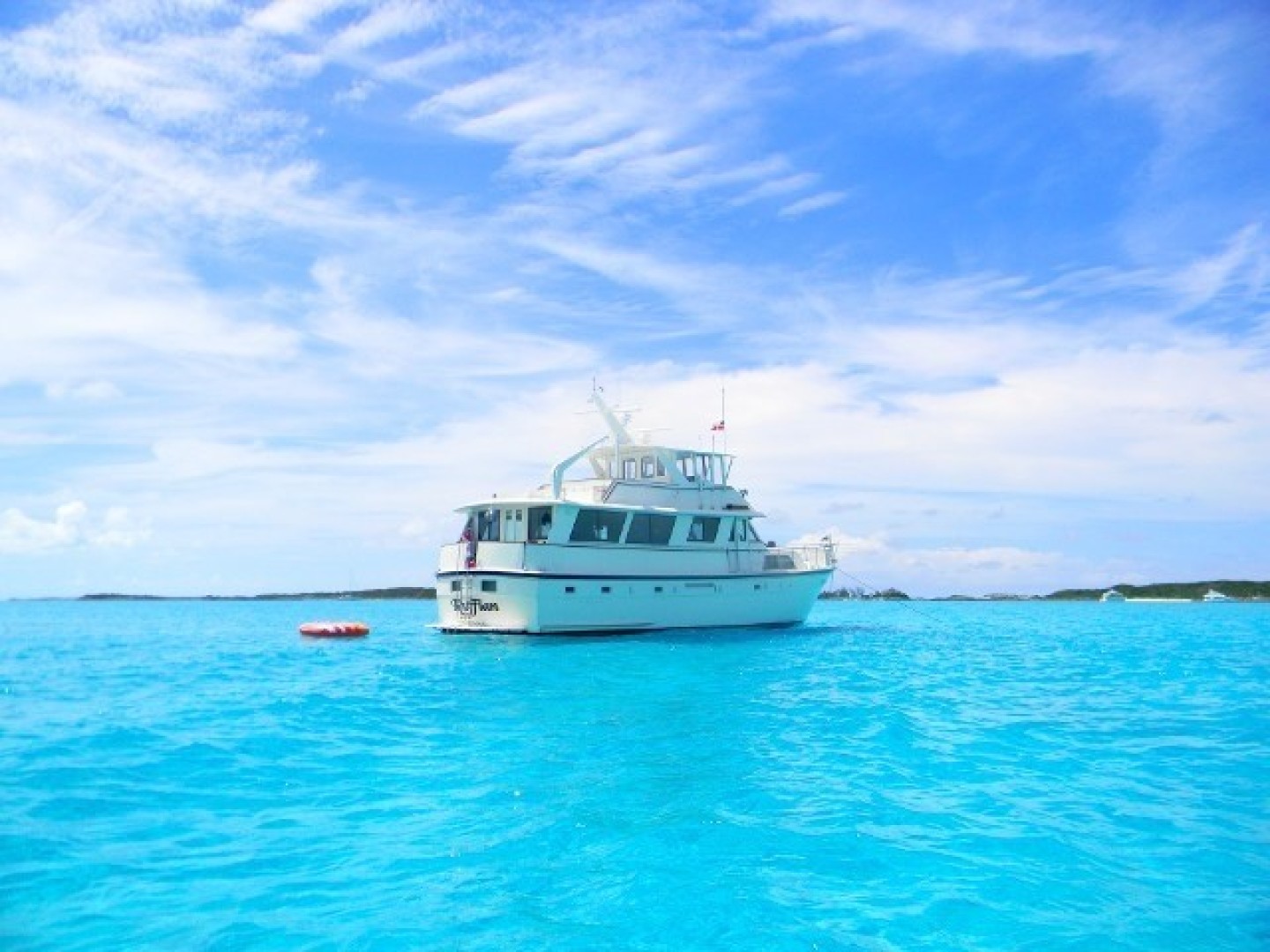 Hatteras-Motor Yacht 1985-Ruffian North Palm Beach-Florida-United States-Starboard Aft Quarter-1463901 | Thumbnail