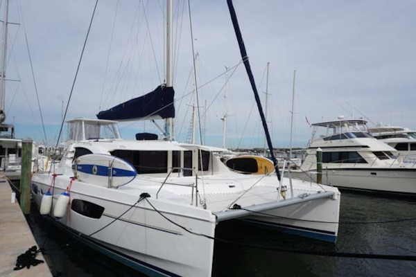 Leopard-44 2016-Grateful Fort Lauderdale-Florida-United States-Starboard Bow Profile-1471256