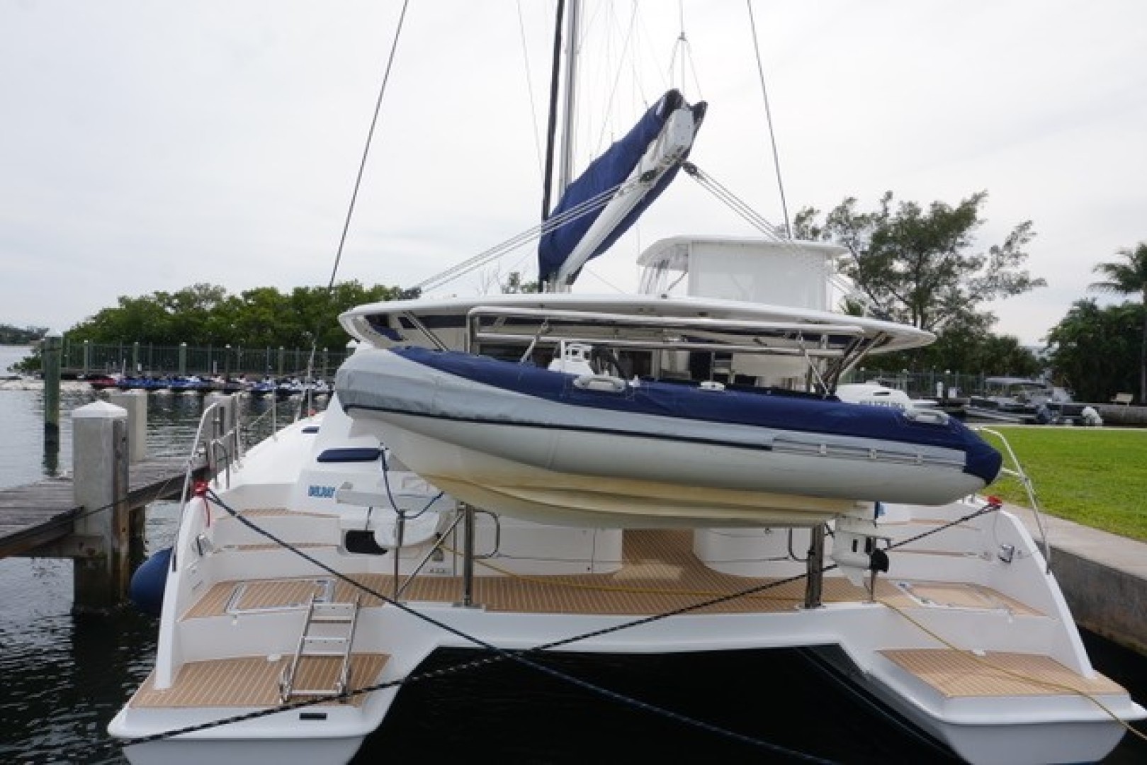 Leopard-44 2016-Grateful Fort Lauderdale-Florida-United States-Stern View, Dinghy-1471299 | Thumbnail