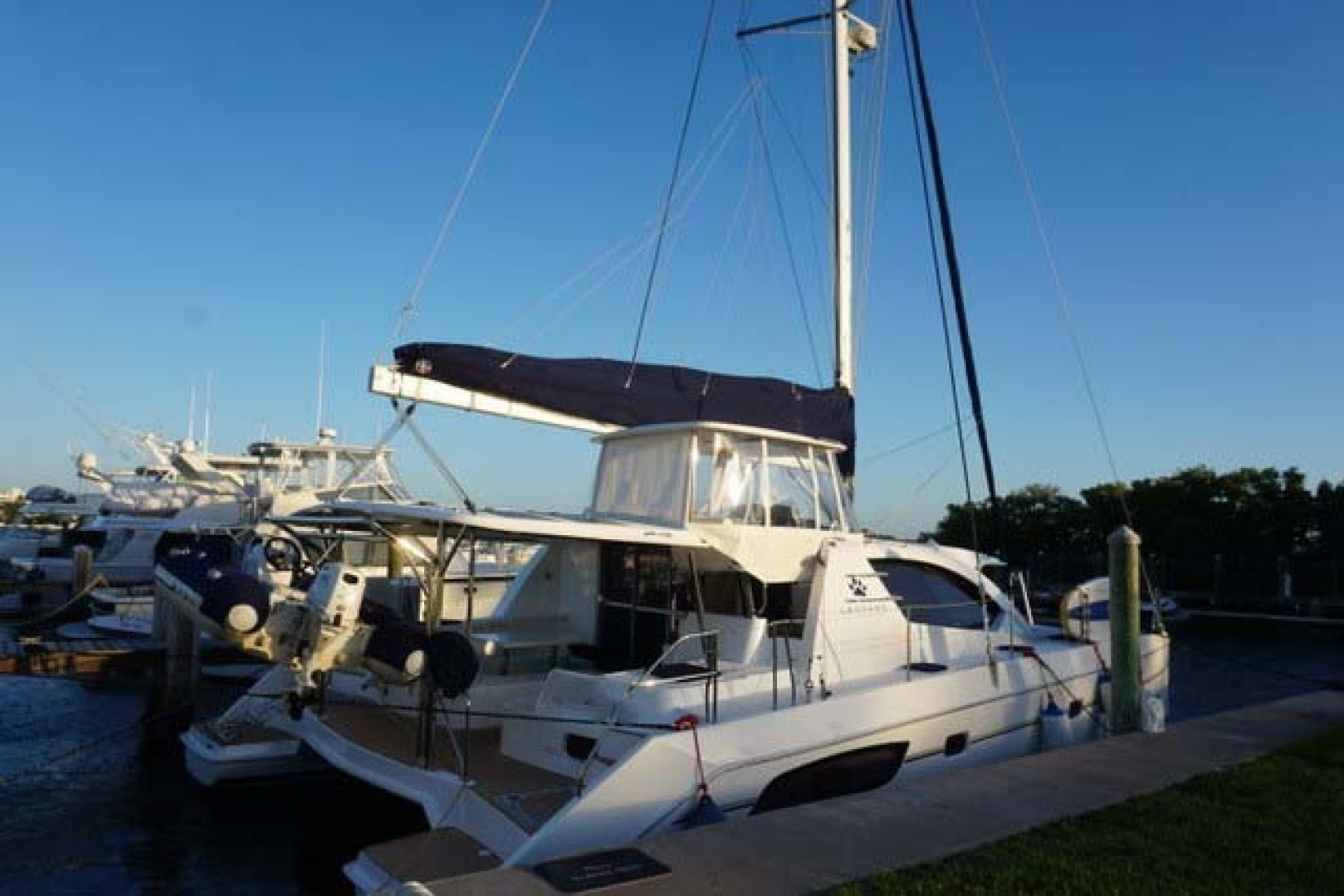 Leopard-44 2016-Grateful Fort Lauderdale-Florida-United States-Starboard Aft Profile-1471255 | Thumbnail