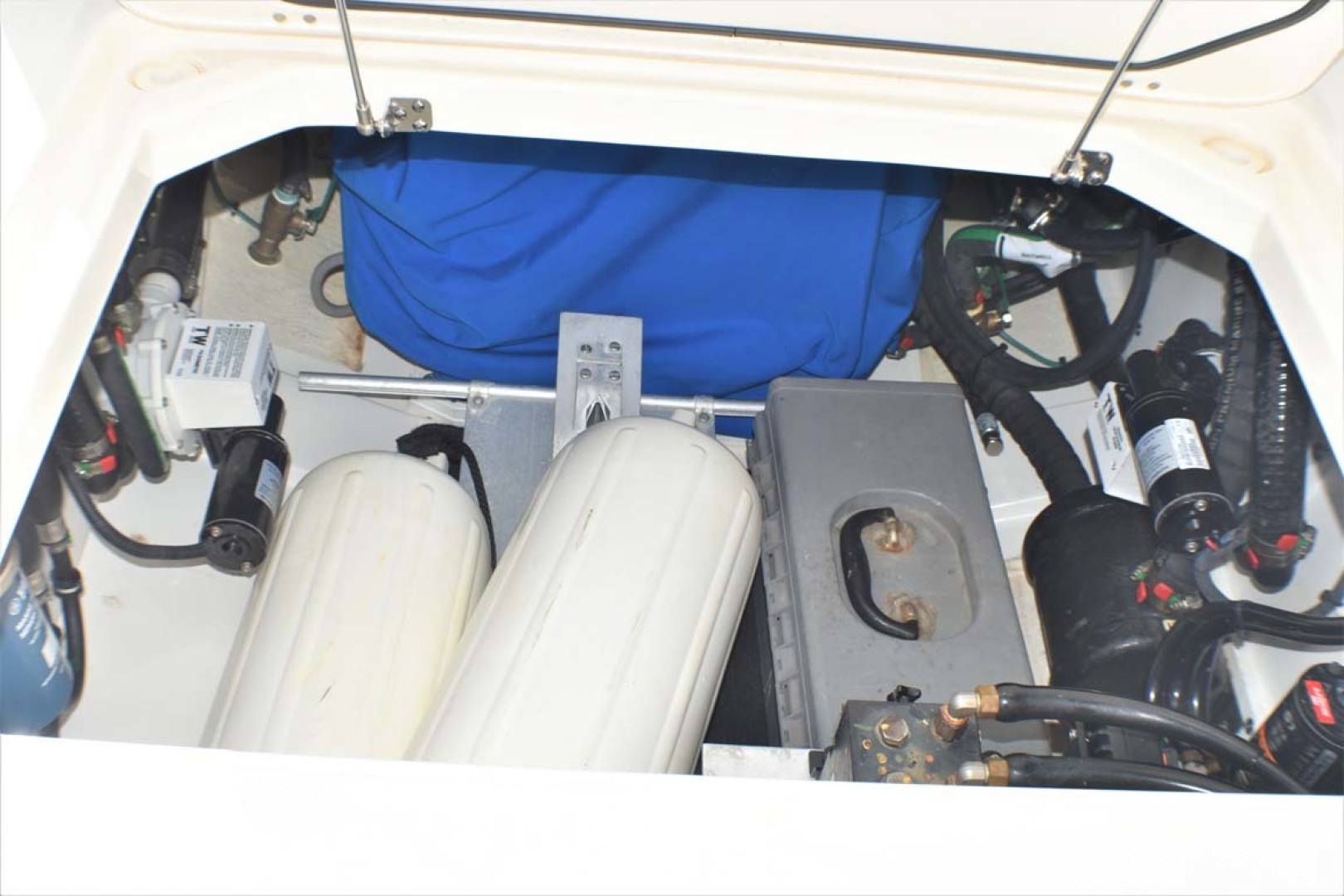 Pursuit-325 Offshore 2020-Coo Coo Miami-Florida-United States-Bilge-1475307 | Thumbnail