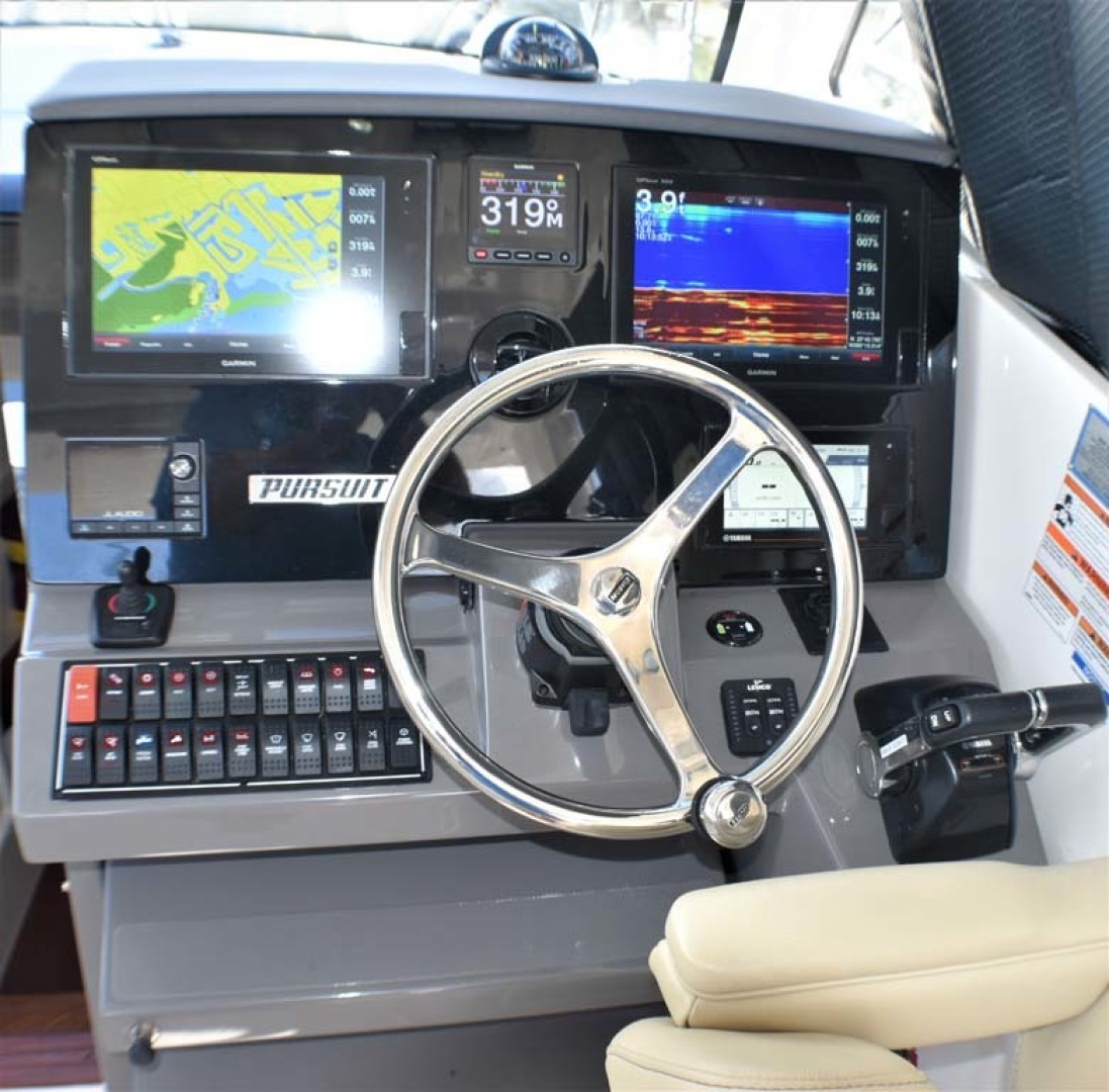 Pursuit-325 Offshore 2020-Coo Coo Miami-Florida-United States-Helm-1475289 | Thumbnail