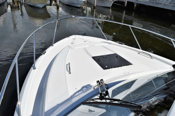 Pursuit-325 Offshore 2020-Coo Coo Miami-Florida-United States-Bow Deck-1475285