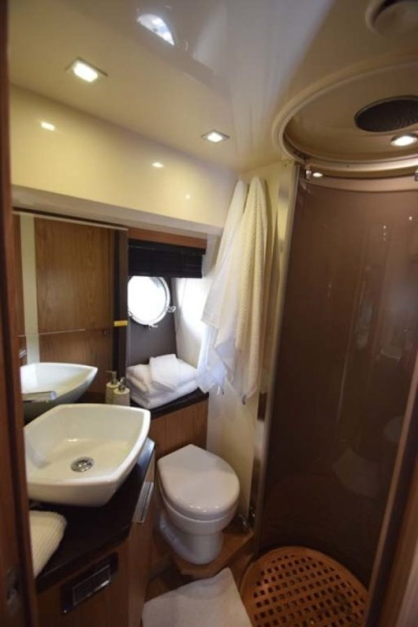 Sessa-C54 Express 2011 -Lighthouse Point-Florida-United States-Day Head for Guest Staterooms-1477112