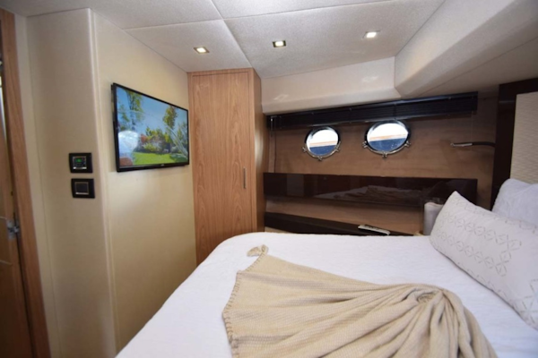 Sessa-C54 Express 2011 -Lighthouse Point-Florida-United States-VIP Stateroom to Port-1477109