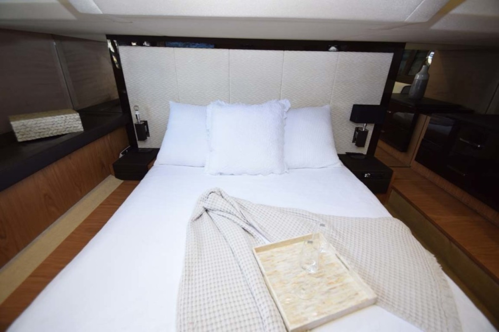 Sessa-C54 Express 2011 -Lighthouse Point-Florida-United States-Master Berth  Aft Bulkhead-1477104 | Thumbnail