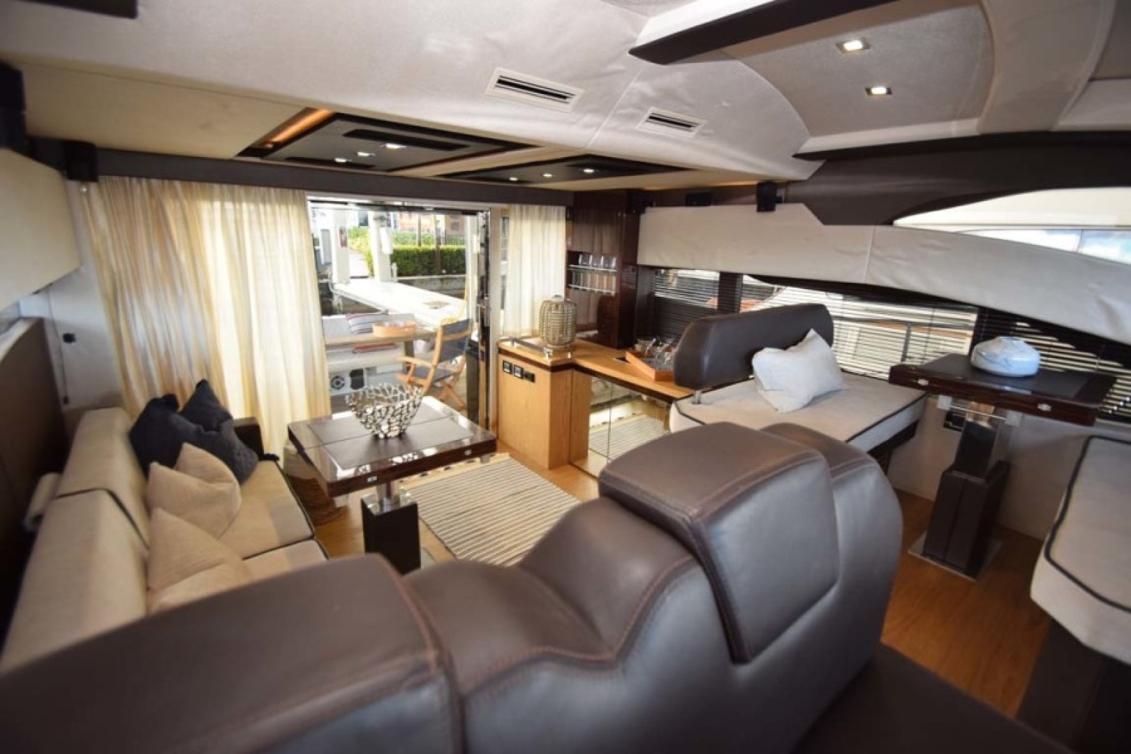 Sessa-C54 Express 2011 -Lighthouse Point-Florida-United States-Salon Viewed from Helm-1477119 | Thumbnail