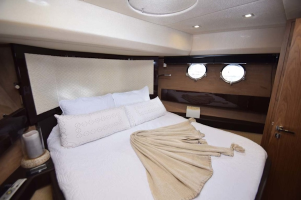 Sessa-C54 Express 2011 -Lighthouse Point-Florida-United States-VIP Stateroom to Stbd-1477107