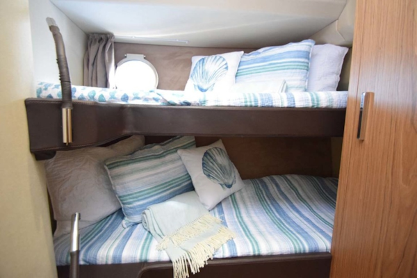 Sessa-C54 Express 2011 -Lighthouse Point-Florida-United States-Twin Guest Stateroom-1477110