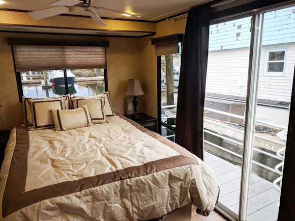 Destination-Yachts Houseboat 2014-Bella Raine Boston-Massachusetts-United States-Master Stateroom-1478545