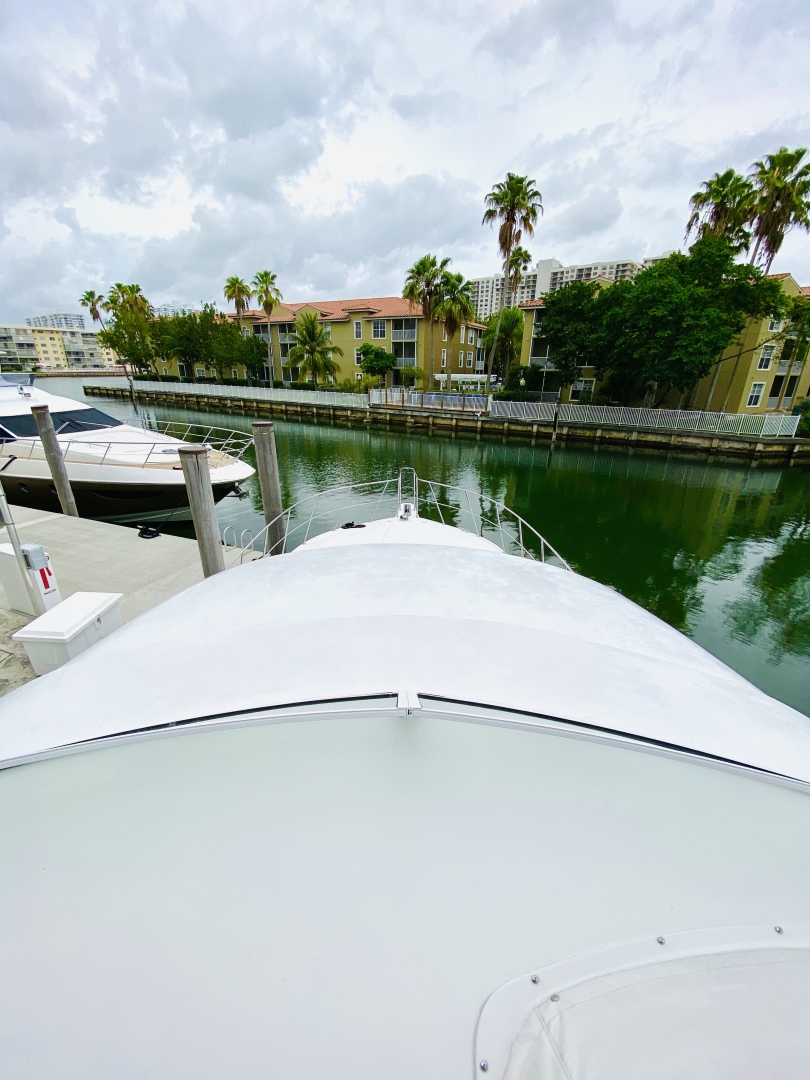 Navigator-5700 Rival 2003-The Motley Crew Miami-Florida-United States-1480921 | Thumbnail