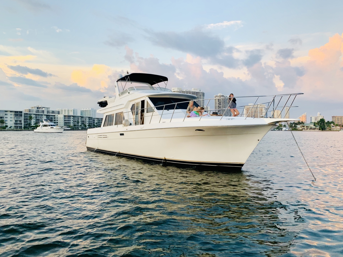 Navigator-5700 Rival 2003-The Motley Crew Miami-Florida-United States-1480987 | Thumbnail