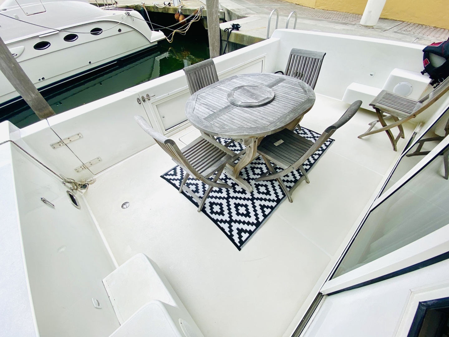 Navigator-5700 Rival 2003-The Motley Crew Miami-Florida-United States-1480619 | Thumbnail