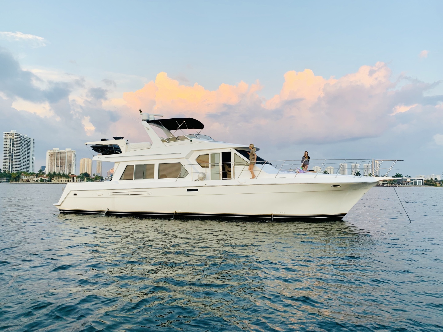 Navigator-5700 Rival 2003-The Motley Crew Miami-Florida-United States-1480993 | Thumbnail