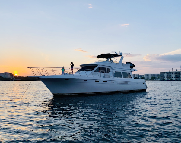 Navigator-5700 Rival 2003-The Motley Crew Miami-Florida-United States-1480982