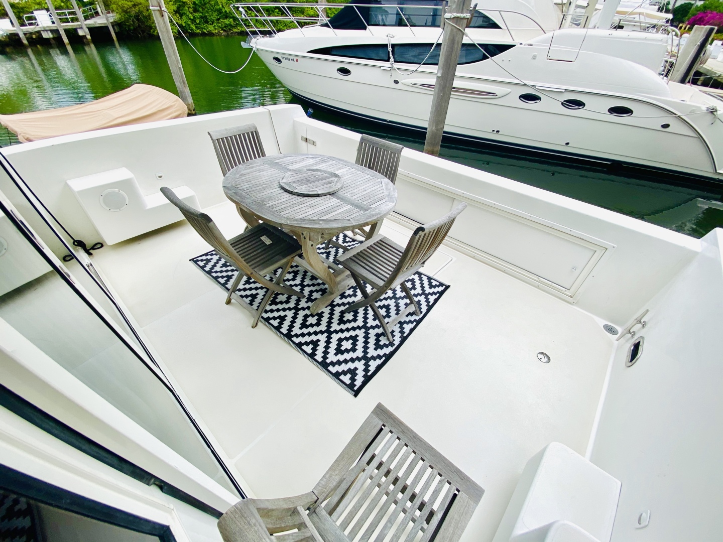 Navigator-5700 Rival 2003-The Motley Crew Miami-Florida-United States-1480617 | Thumbnail