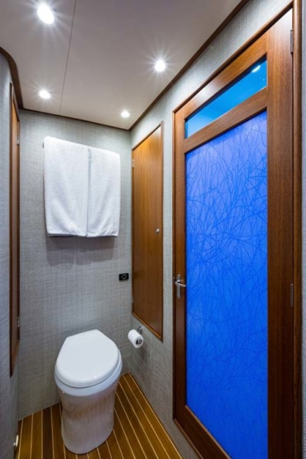 Rybovich-73 Convertible 2018-No Agenda North Palm Beach-Florida-United States-Dometic Freshwater Toilet and Stall Shower -1486343