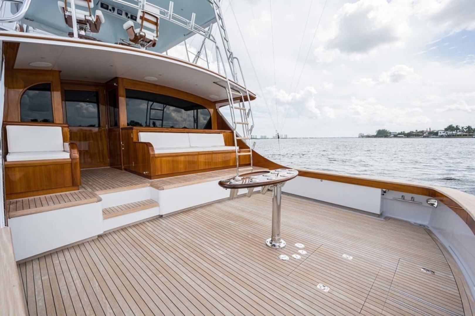 Rybovich-73 Convertible 2018-No Agenda North Palm Beach-Florida-United States-In Deck Insulated Fish Box with Eskimo Dump and Livewell Inserts-1486382 | Thumbnail